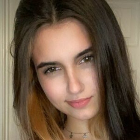 Pretty baby3 model erotic images