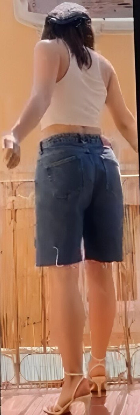 Anne Whisper star nice gallery