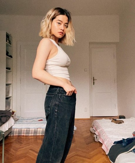 Anne Whisper best pornstar picture