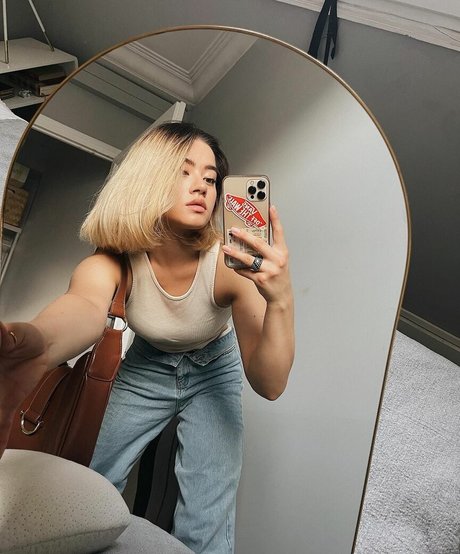 Anne Whisper perfect model galleries