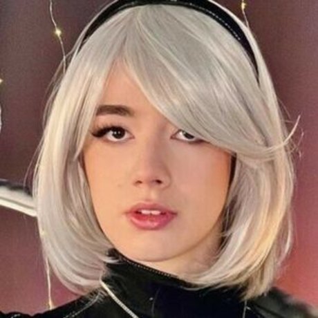 MissMikkaa pornographic model pic