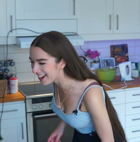 MissMikkaa exclusive pornstar picture