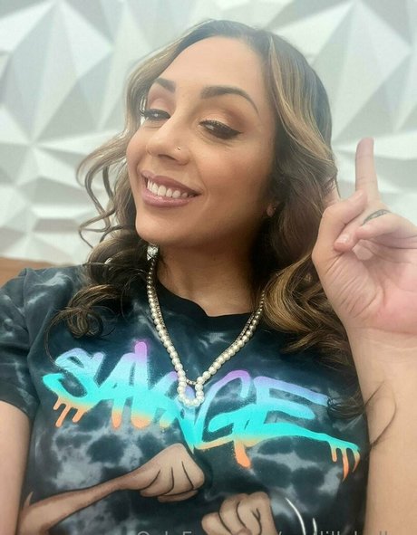 Lilly Hall high quality model pics