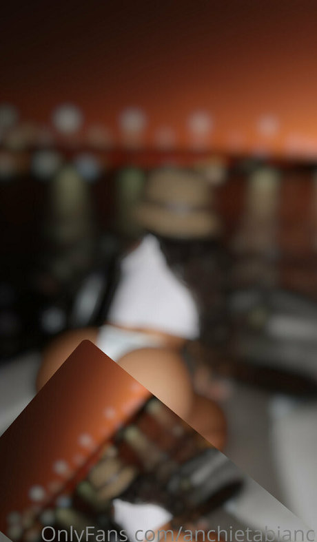 Bianca Anchieta pretty model pics