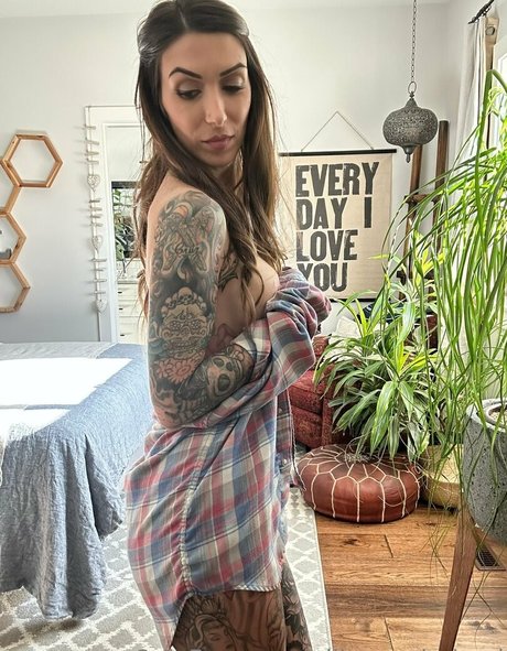 aliinwunderland best model pictures