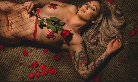 Kylie J Beech beautiful model img