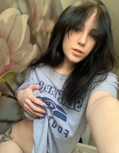 lola ency model perfect pic