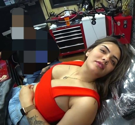 Sunaika Bruna free pornstar pics