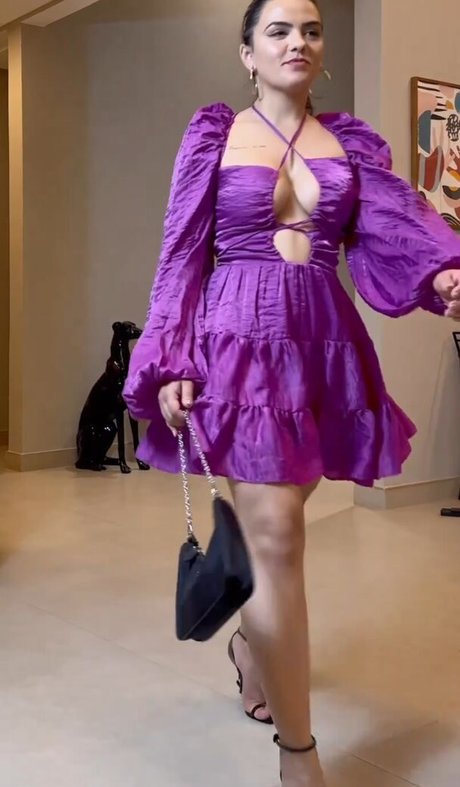 Sunaika Bruna erotic actress img