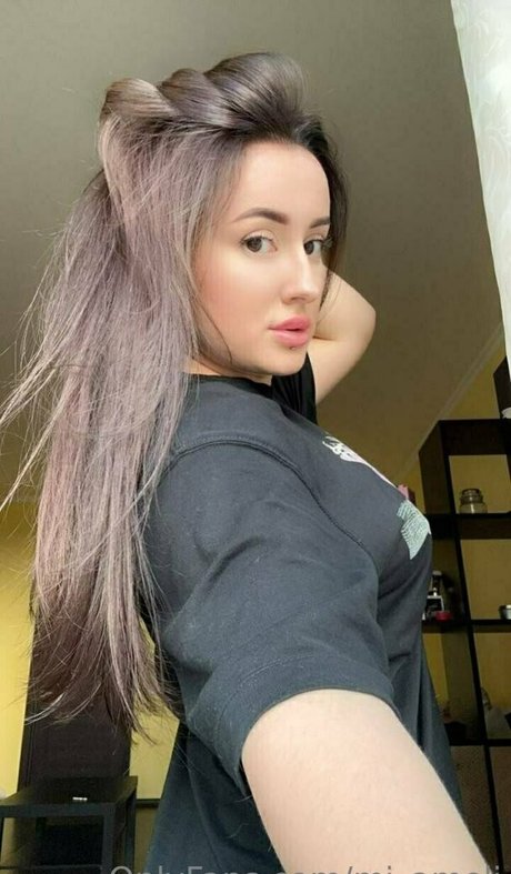 mi ameli nice model photos