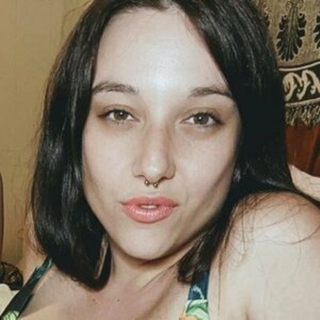 comeonveronica model beautiful pic