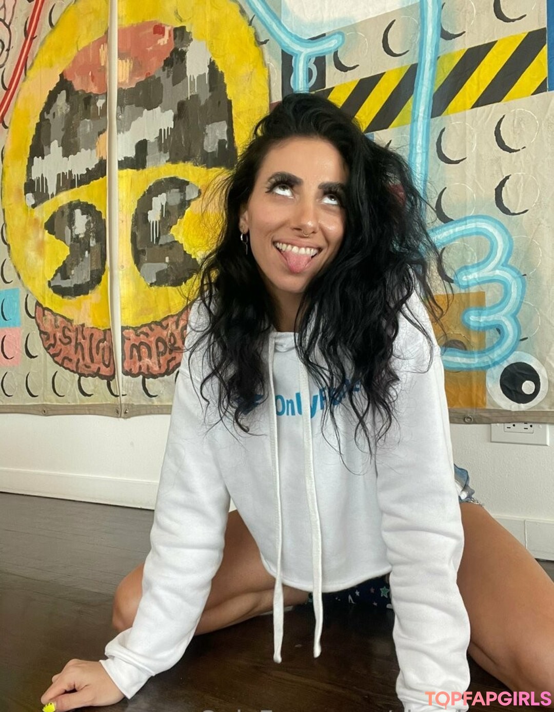 Simplysoma nice model picture