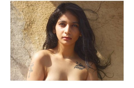 Bhavika Katariya model adult pic