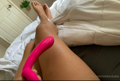 tiddiesbabe pornstar beautiful archive