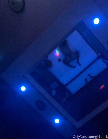 tiddiesbabe star perfect gallery