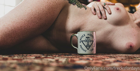 frecksfordays model hot pics