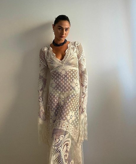 Gal Amir hot model pic