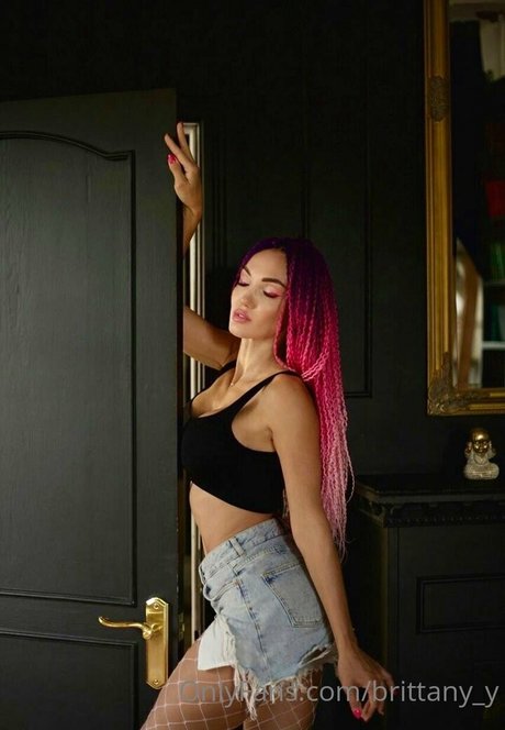 brittany y model nice gallery