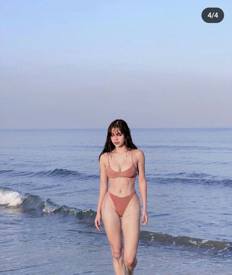 Criselda Alvarez star beautiful gallery