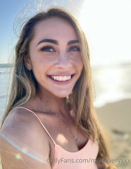 mikeaveryxxx star nice img