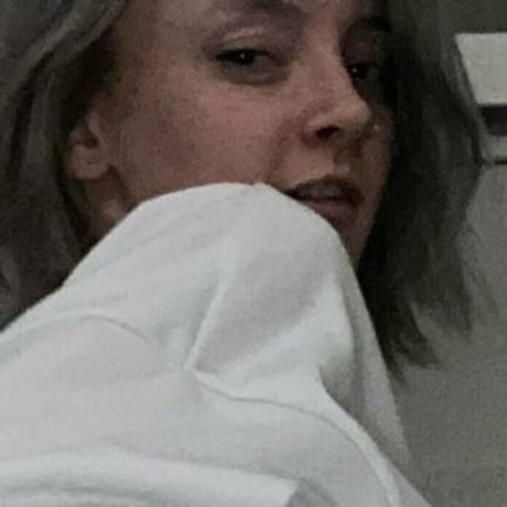 lapetitebrat02 model sexy pics