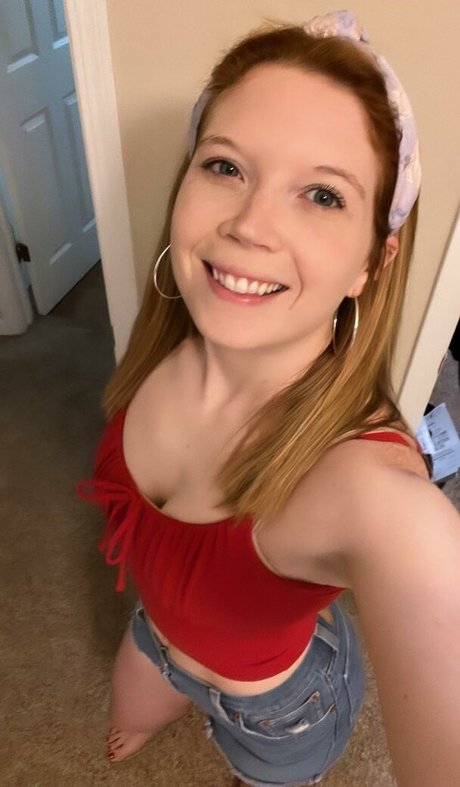 Peachy Noel adult actress pictures