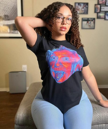 destinyhxo pretty actress images