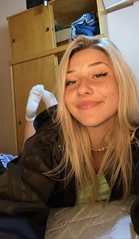 Yami Sanchez nice pornstar gallery