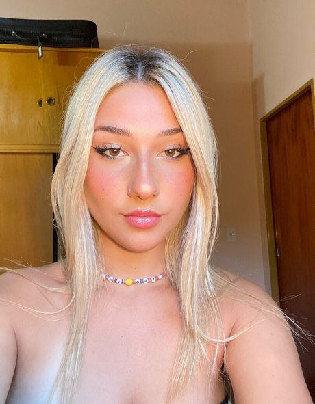 Yami Sanchez pornstar top images