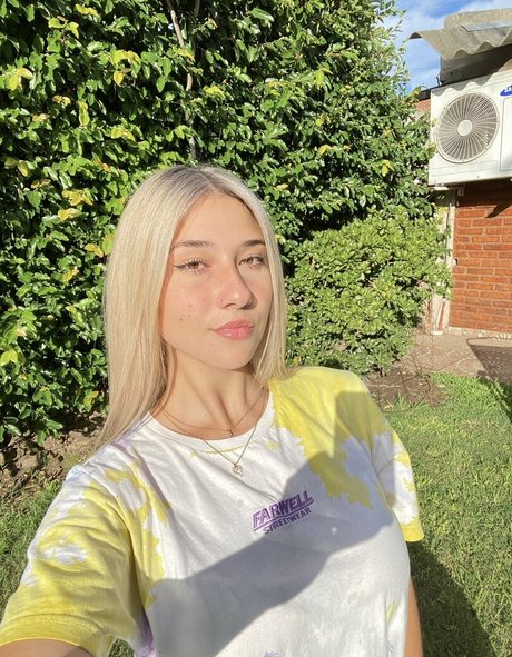 Yami Sanchez pornstar high quality galleries