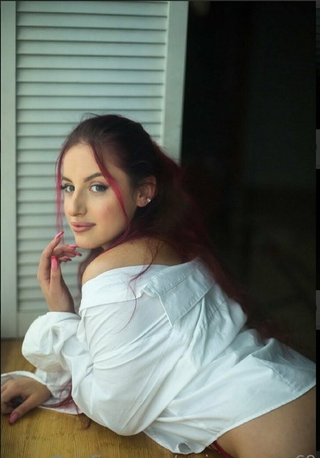 amina amore69 perfect model pic