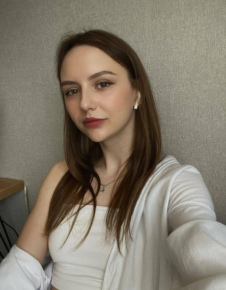 emmmas star exclusive gallery