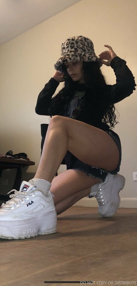 cassidy17 hot actress pics