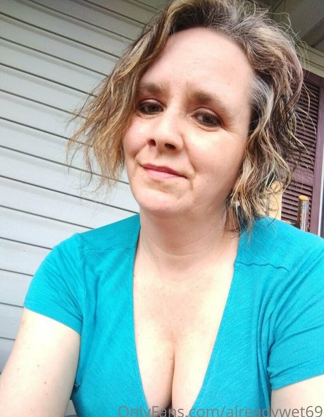 alreadywet69 star naked galleries