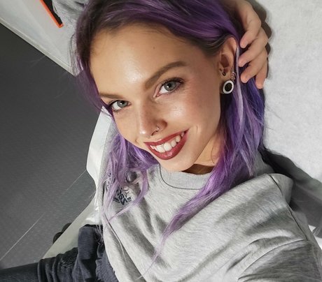 spicyrollersg star sexy pics