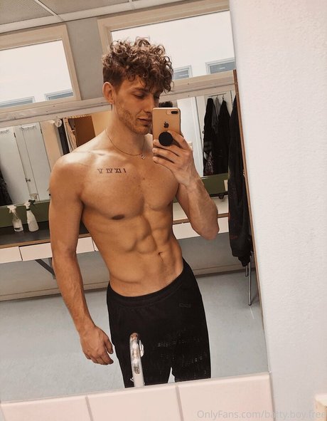 battyboyfree hot model images