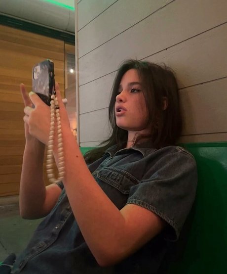 Jules LeBlanc nudes model photos