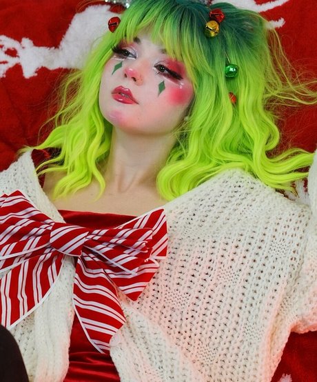 Bootyhaver pretty model pic