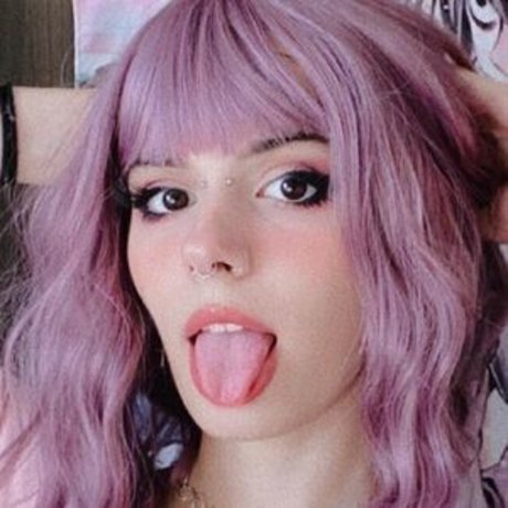 Lovecherrybella xxx pornstar archive