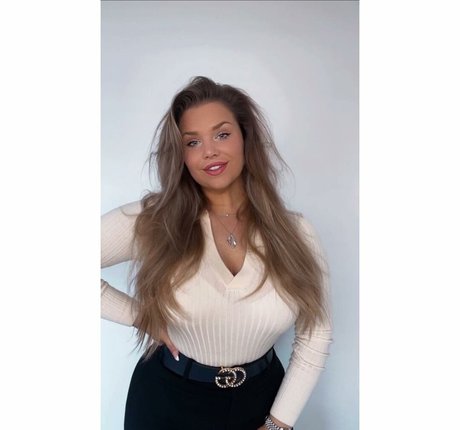 Joyce Straten model nudes photo