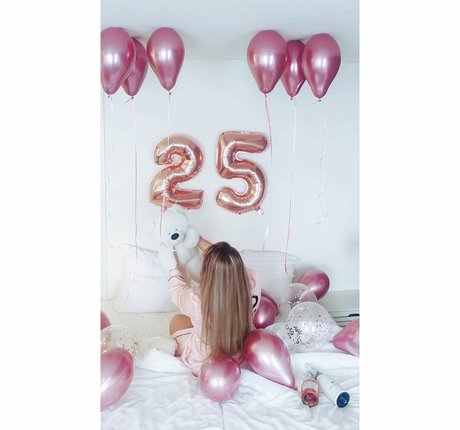 Joyce Straten star sex photo