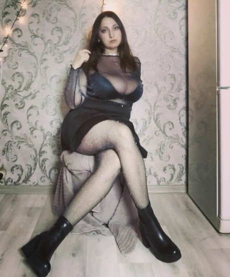 Malinka model erotic picture