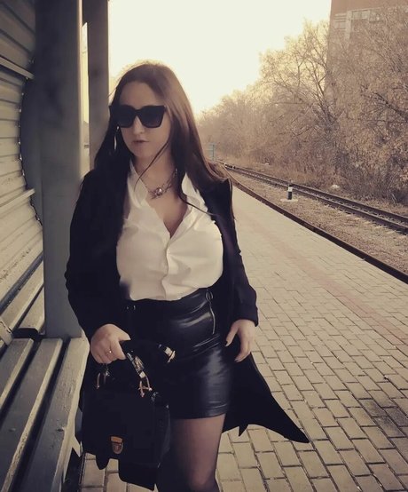 Malinka perfect pornstar galleries