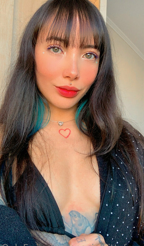 spacialkittyfree model nude gallery