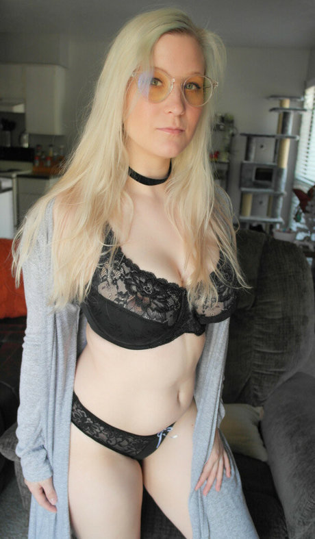 sarahshaye exclusive star pictures