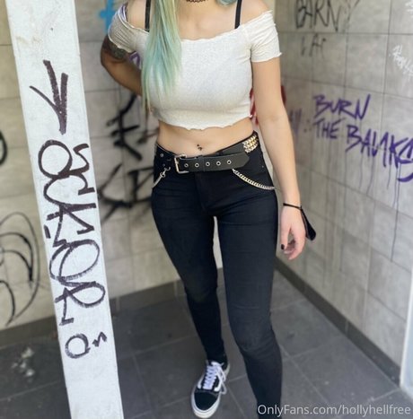 hollyhellfree sexy actress gallery