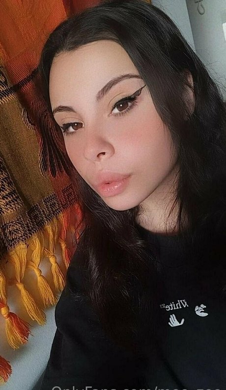 mee zee nice star archive