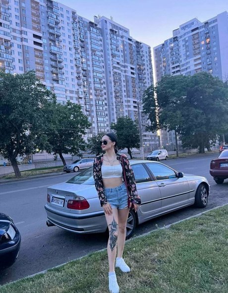 mee zee star pornographic image