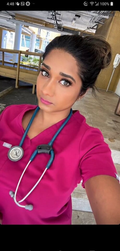 iconicolee pornstar nudes photo