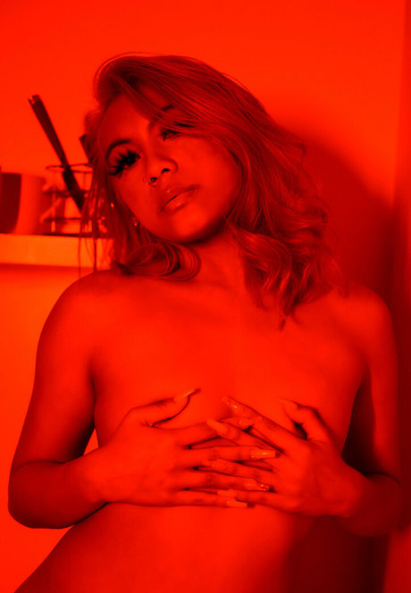 zamoraheart sexy star photo